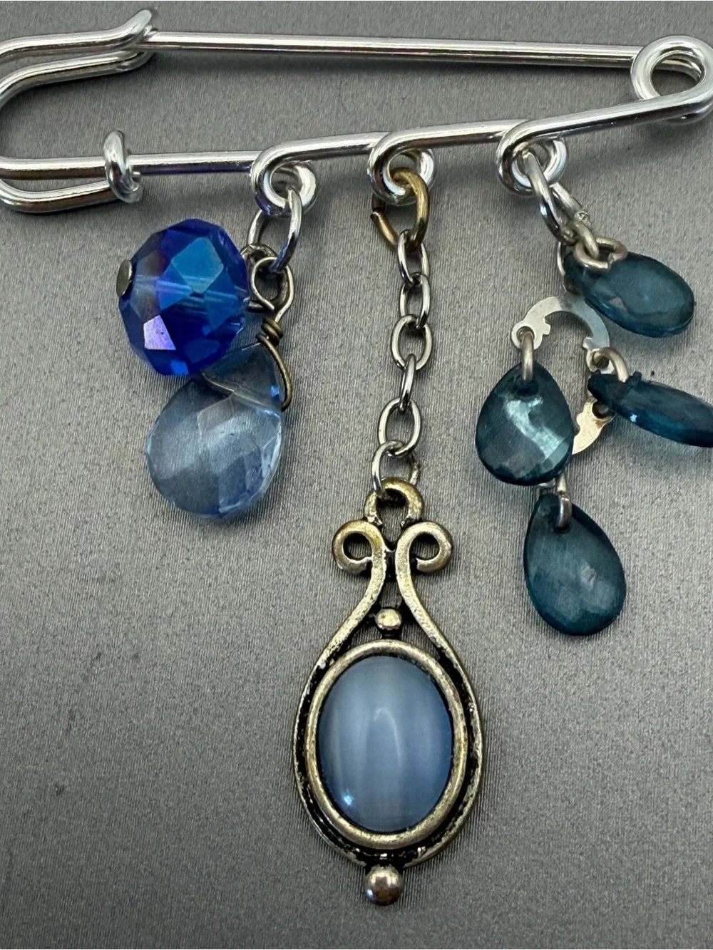 Blue Moonglow Color Oval Dangle Silver Tone Charm Safety Pin Brooch